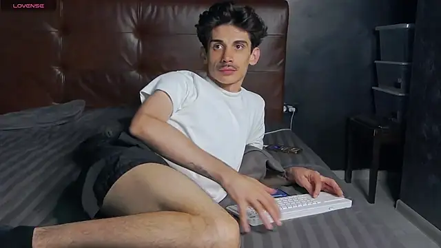 DanielCrush1 webcam