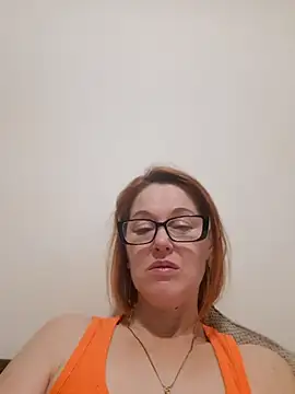 LanaOlbenst live cam on StripChat