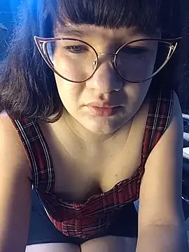 SOFTBERRY_ live cam on StripChat