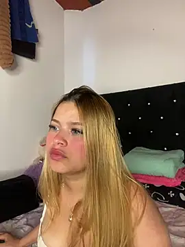 hanna_khaleesii live cam on StripChat