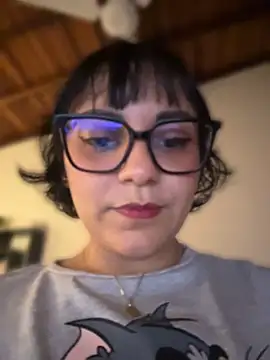 cinna_monroll live cam on StripChat