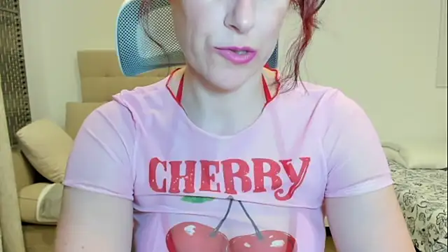 emmita69_ (F milf) - squirting