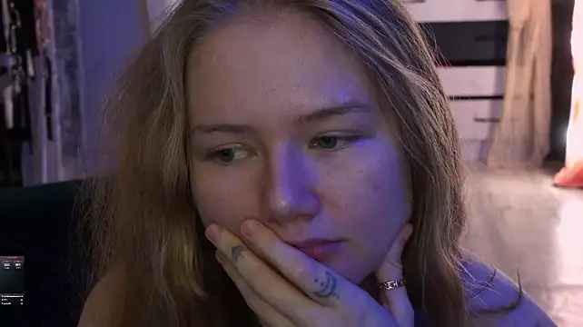 hetaerart live cam on StripChat