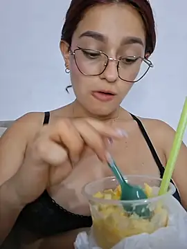 ary-18 (F teen) - Finger in ass + doggy + spanking Red but