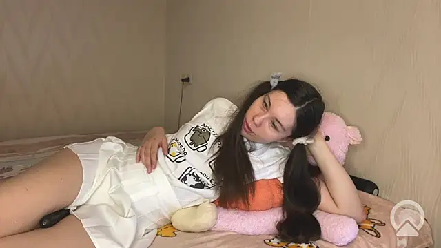 pink_pikachu_ live cam on StripChat