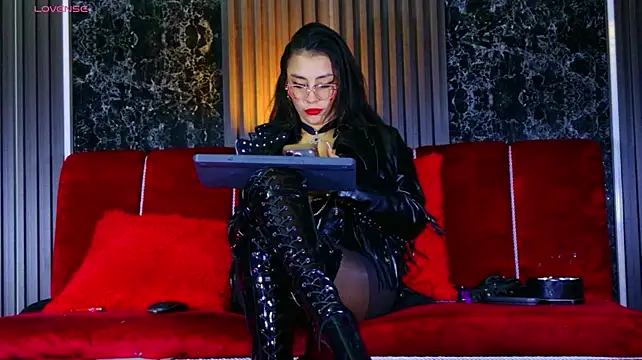 KaramStones live cam on StripChat