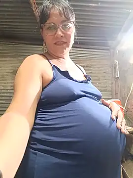 Dirty_Pregnant_Mommy live cam on StripChat