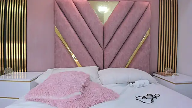 rebeca_brown_ (T teen) - FUCK THAT ASS