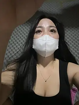 lana-kan live cam on StripChat