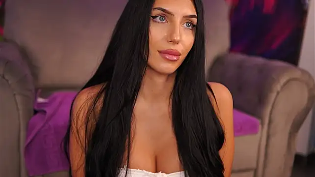 SalmaJade live cam on StripChat