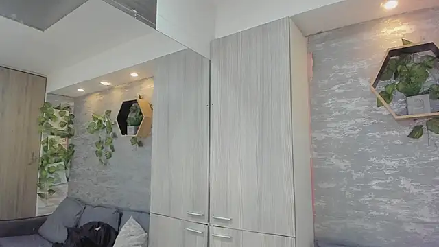 Mhelanny2 webcam