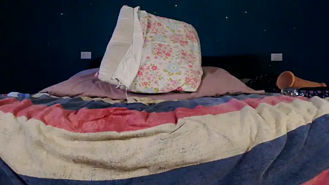 Karendolly__8 webcam