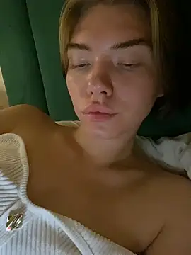 Lisaaa_Alisa webcam