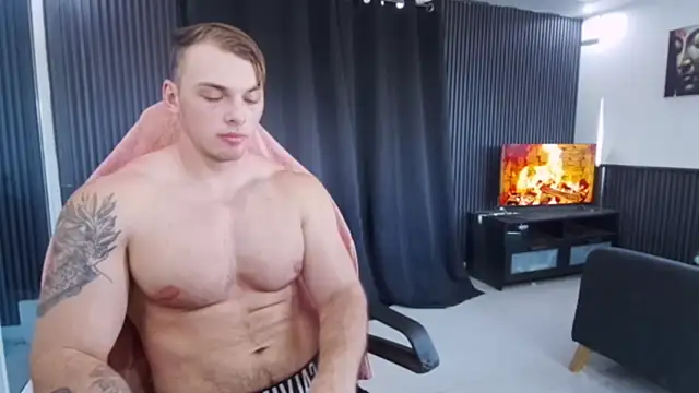 YourHotGreg webcam