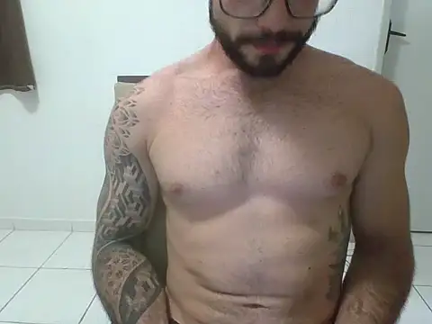Itadelic131 webcam