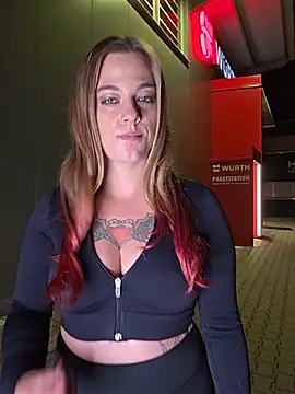 Luna_Lynn webcam