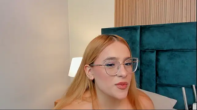 Amber_kiss_ webcam