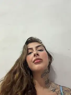 miiabellovic webcam
