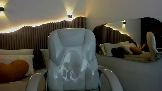 Iris8__ webcam