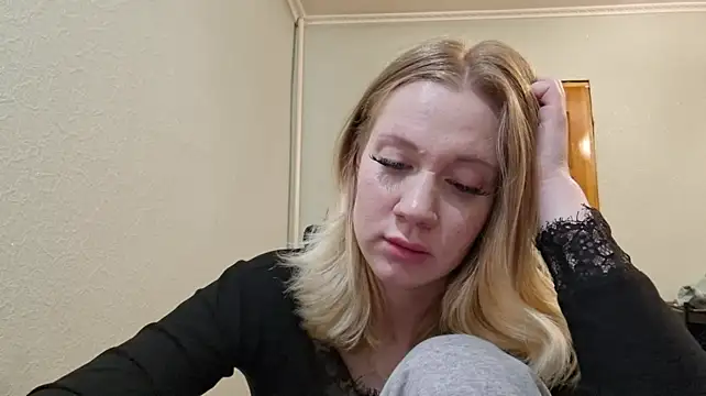 renna_rine live cam on StripChat