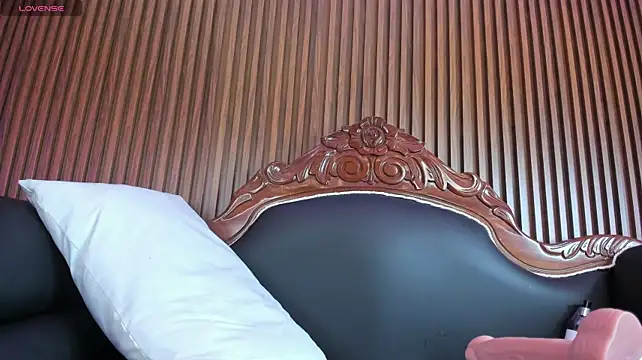 MegaanDelgado webcam