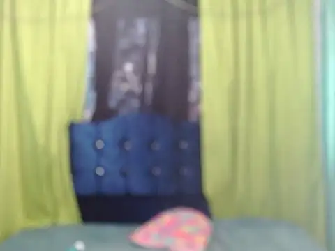 Kimmy_rose live cam on StripChat