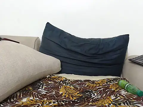Sexy_don_ live cam on StripChat