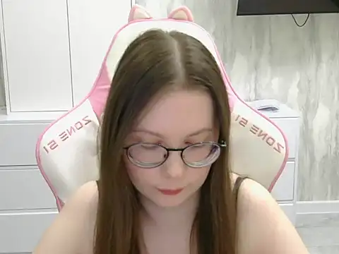 Elvirada live cam on StripChat