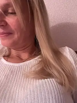 MagicDiamond47 webcam
