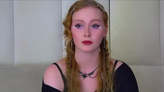 AgataFoxley webcam