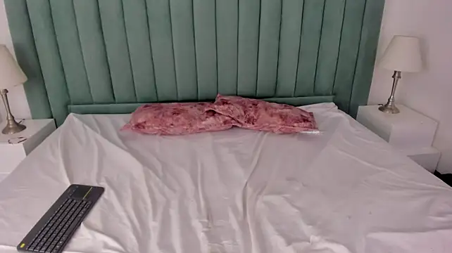 kimjonnes01 webcam