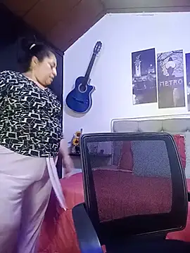 Keyla01_ webcam