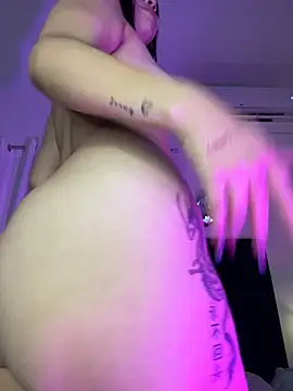 Lily_Woodz webcam