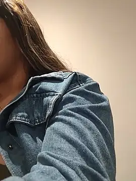 ivy_enjoy (F young) - Friend oil my tits