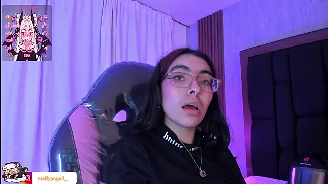 Molly_A webcam