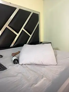 LiaDesire7 webcam