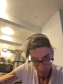 Taylorsexbot webcam