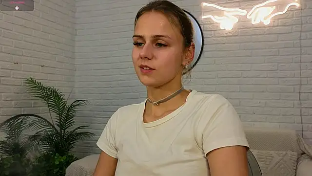 wendy_d0ll (F young) - Red ass+shake