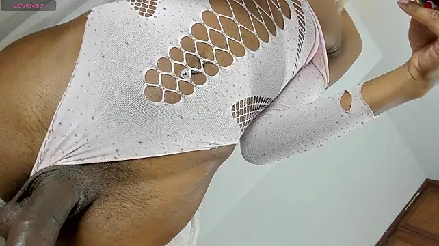Keila_Mendoza live cam on StripChat