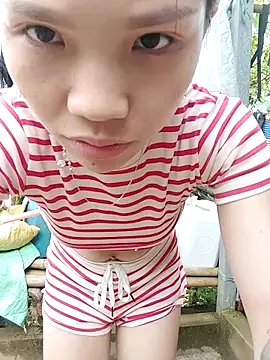 MiuMiu-Babyy live cam on StripChat
