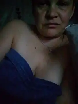 LittleFlower777 webcam