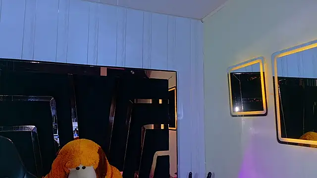 Thamara_Robertss live sex cam