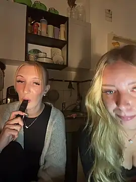 chaanntyy live cam on StripChat