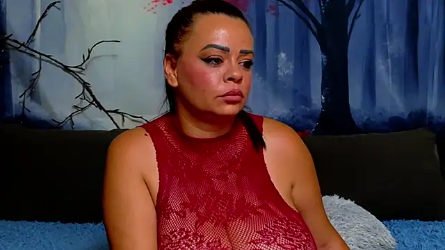 ElizabethEven live cam on StripChat