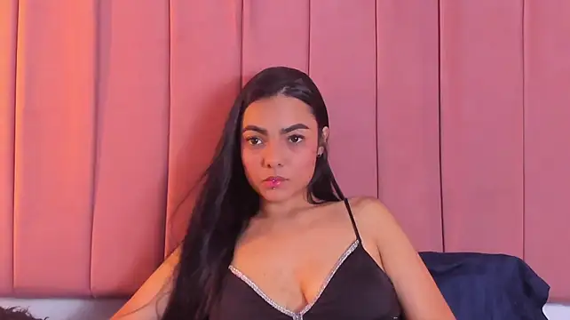 escar_let 🗨 adult cam chat