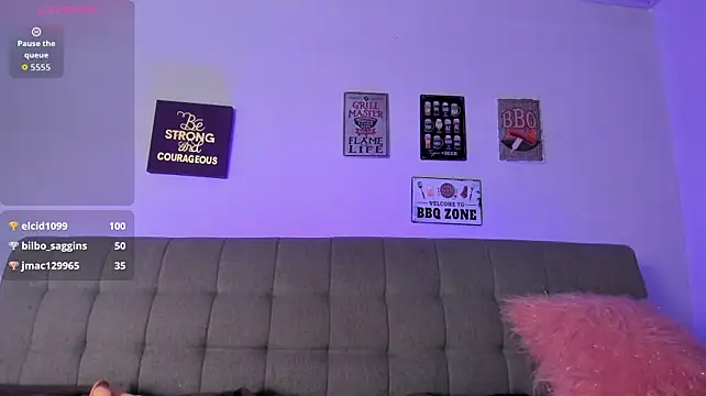 elizabethboltXXX live cam on StripChat