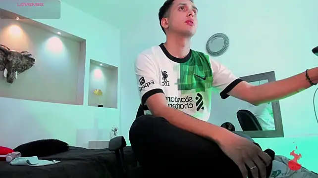 Zack_isback live cam on StripChat