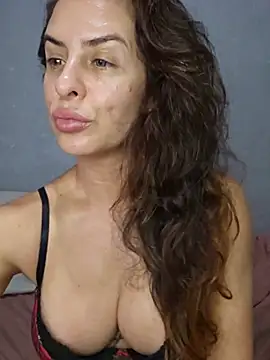 Nina_Sport live cam on StripChat