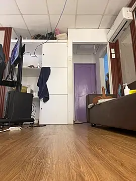 Eva_Feller69