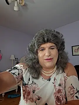 Victoriatv1 live cam on StripChat